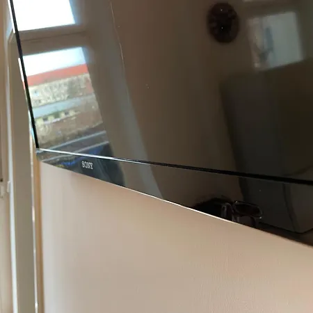 Leipziger Strasse - 3 Schlafzimmer - 4 Betten - Balkon - Gratis Stellplatz - Smarttv ארפורט