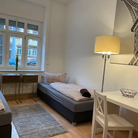 Leipziger Strasse - 3 Schlafzimmer - 4 Betten - Balkon - Gratis Stellplatz - Smarttv