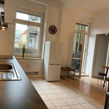 Leipziger Strasse - 3 Schlafzimmer - 4 Betten - Balkon - Gratis Stellplatz - Smarttv Apartment Erfurt