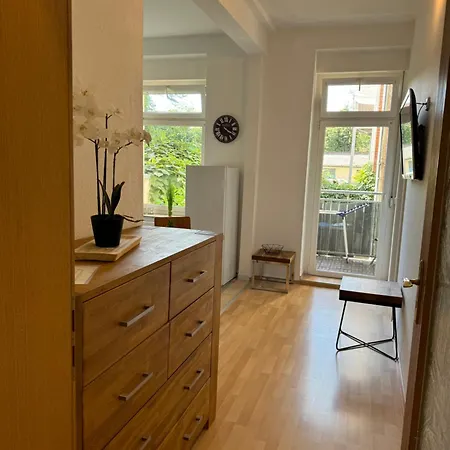 Leipziger Strasse - 3 Schlafzimmer - 4 Betten - Balkon - Gratis Stellplatz - Smarttv Apartment