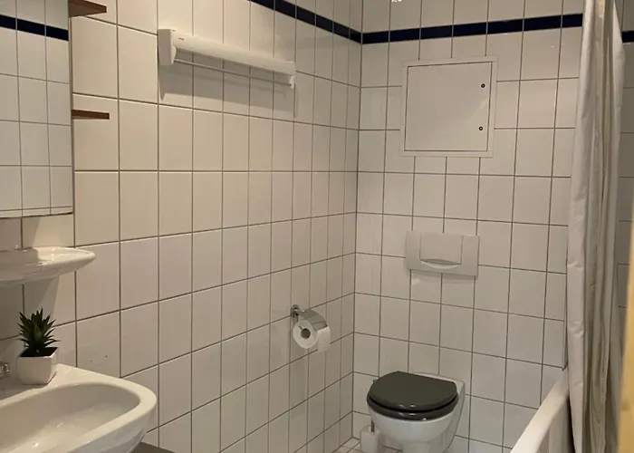 Leipziger Strasse - 3 Schlafzimmer - 4 Betten - Balkon - Gratis Stellplatz - Smarttv