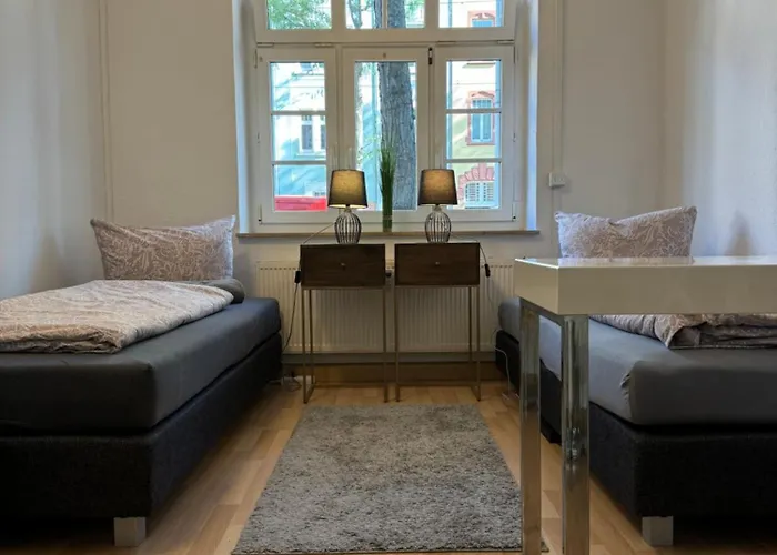 Leipziger Strasse - 3 Schlafzimmer - 4 Betten - Balkon - Gratis Stellplatz - Smarttv * 埃尔福特