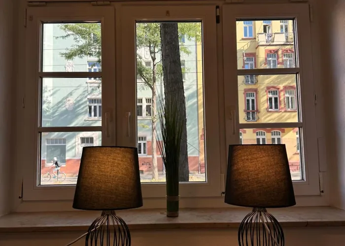 Leipziger Strasse - 3 Schlafzimmer - 4 Betten - Balkon - Gratis Stellplatz - Smarttv 아파트